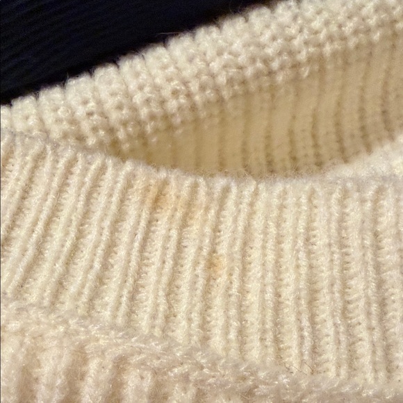 Cherry Embroidered Ivory Cardigan - Picture 4 of 4